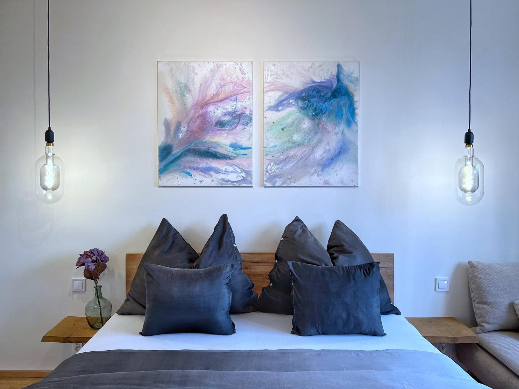 Jana's Wow Apt, 3 Room, Free Parking, 15'airpt, 25'city Prag