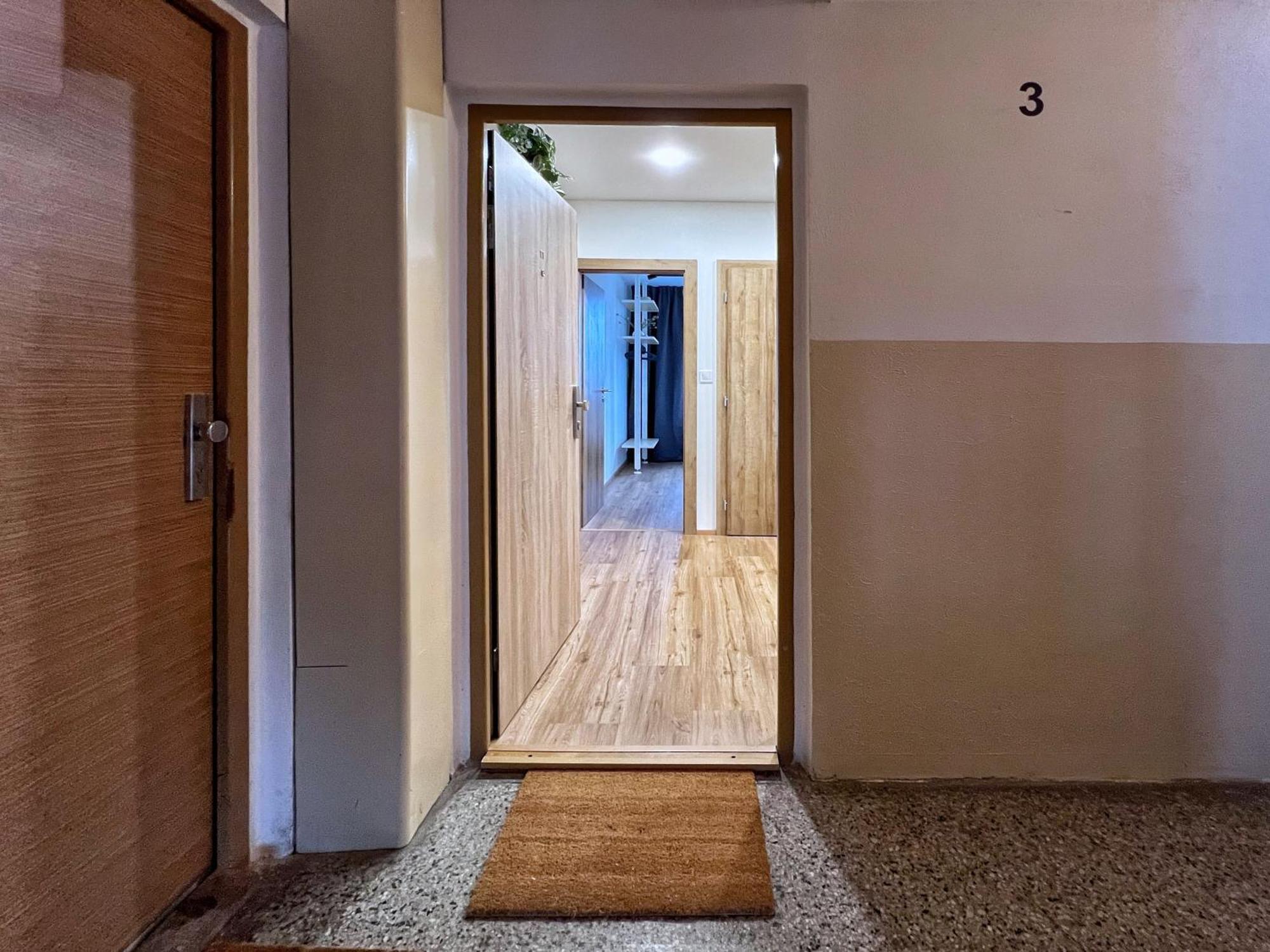 Jana's Wow Apt, 3 Room, Free Parking, 15'airpt, 25'city Lejlighed *