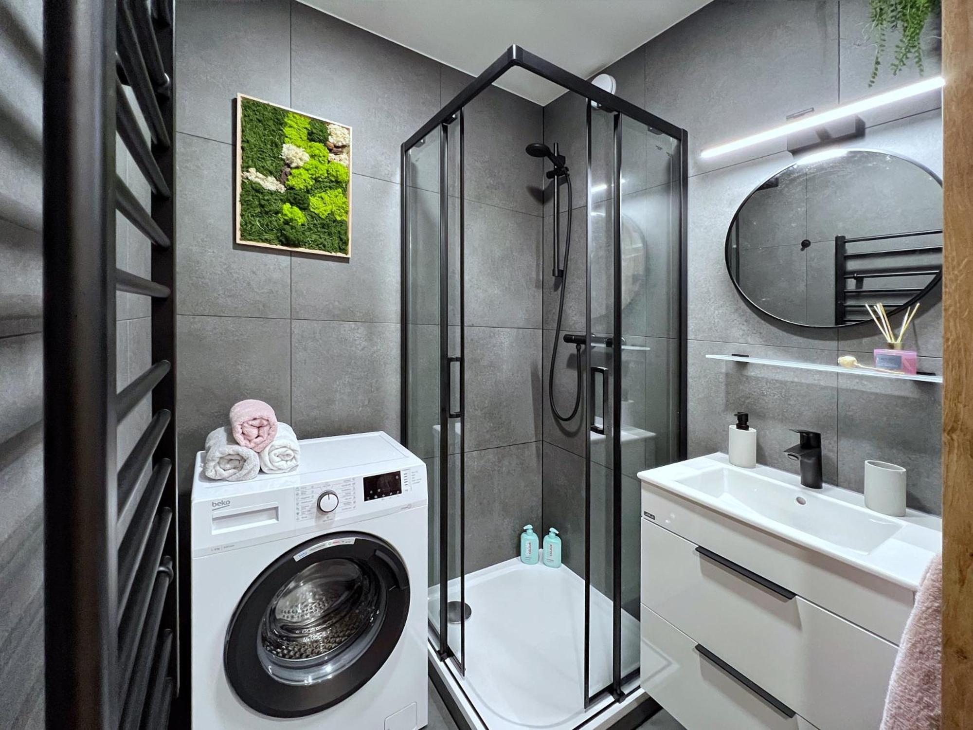 Jana's Wow Apt, 3 Room, Free Parking, 15'airpt, 25'city Lejlighed *